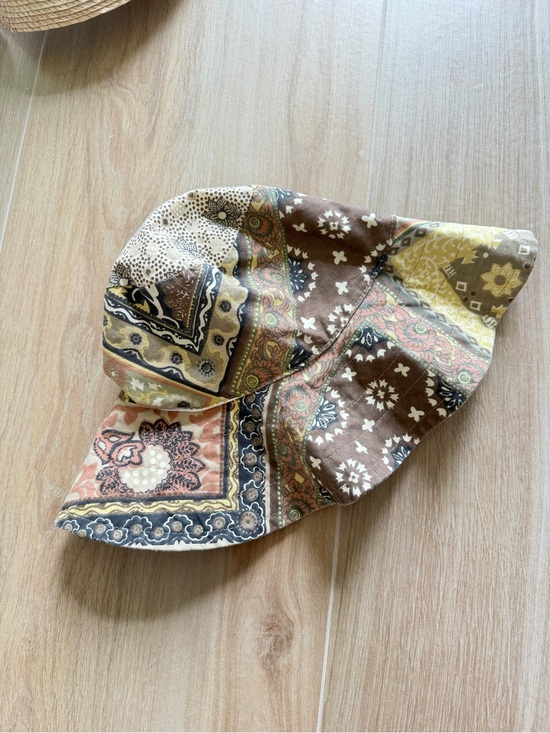 Arden B Accessories - Vintage women’s Boho Patchwork Sun Hat in Brown & Yellow - Arden b